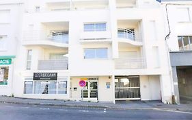 T3 Au Centre Ville Avec Balcon, Parking Gratuit